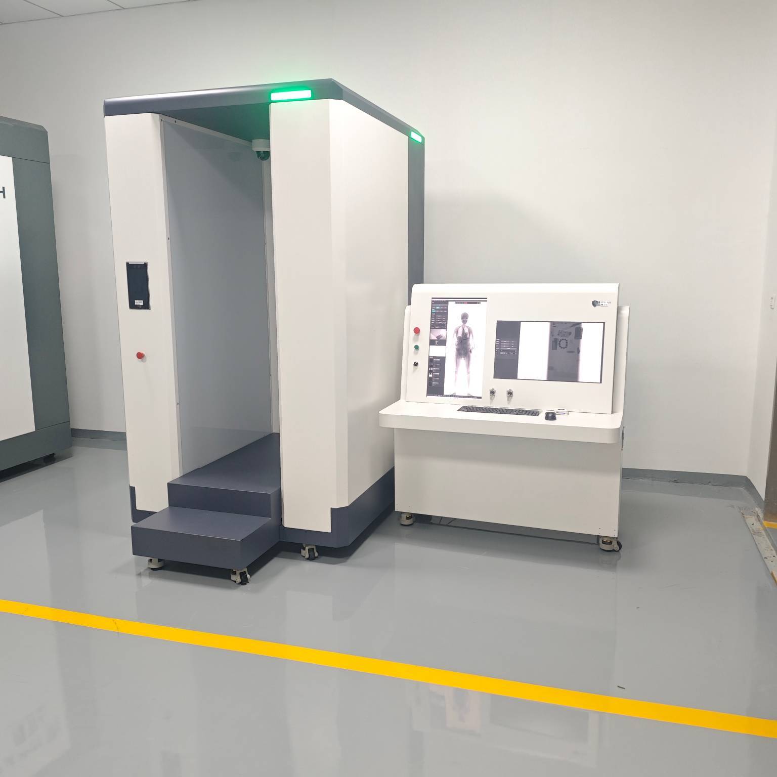 High Performance Airport Security Body Scanner Low Noise For Meeting ...